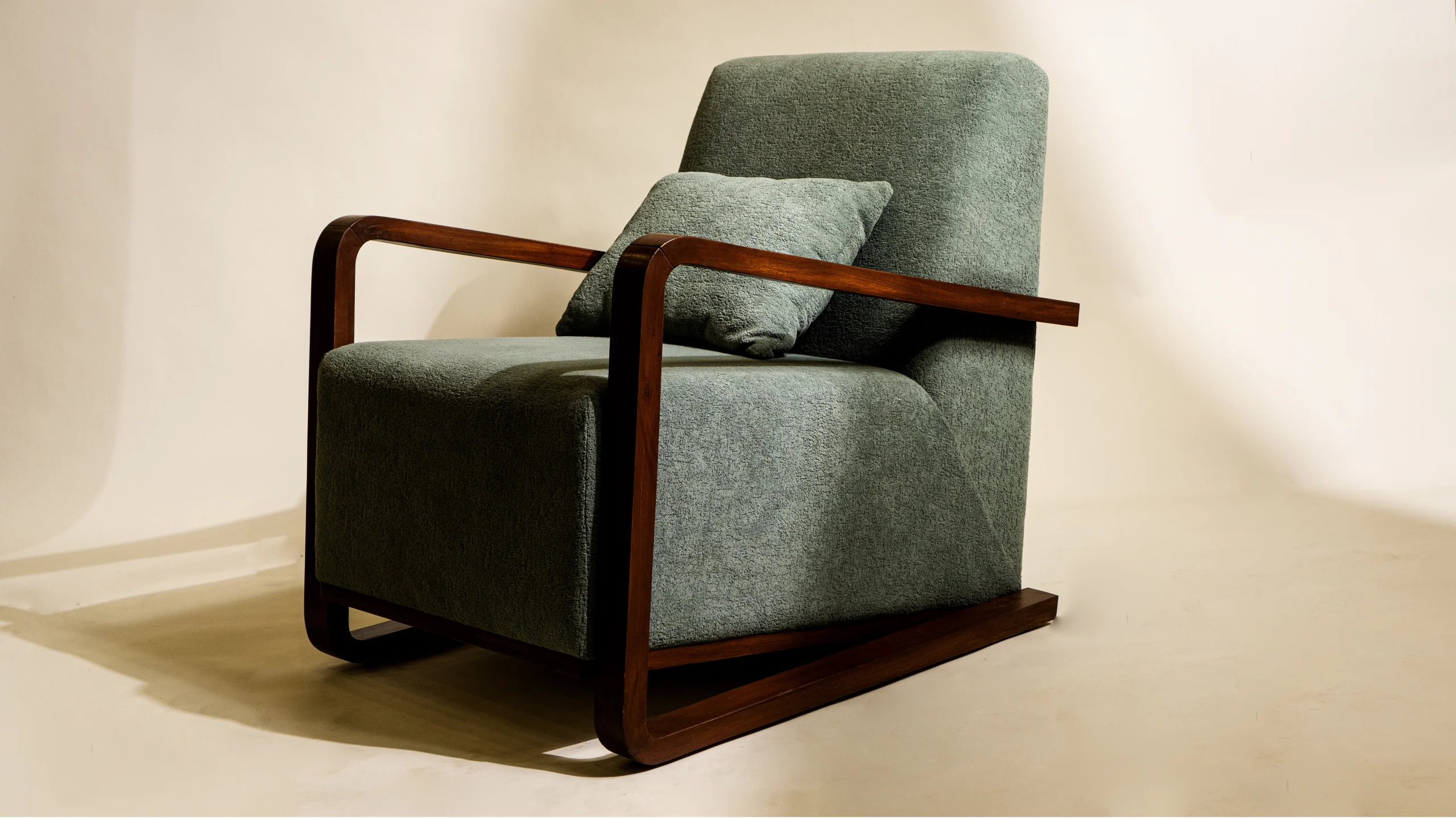 Dolce Chair