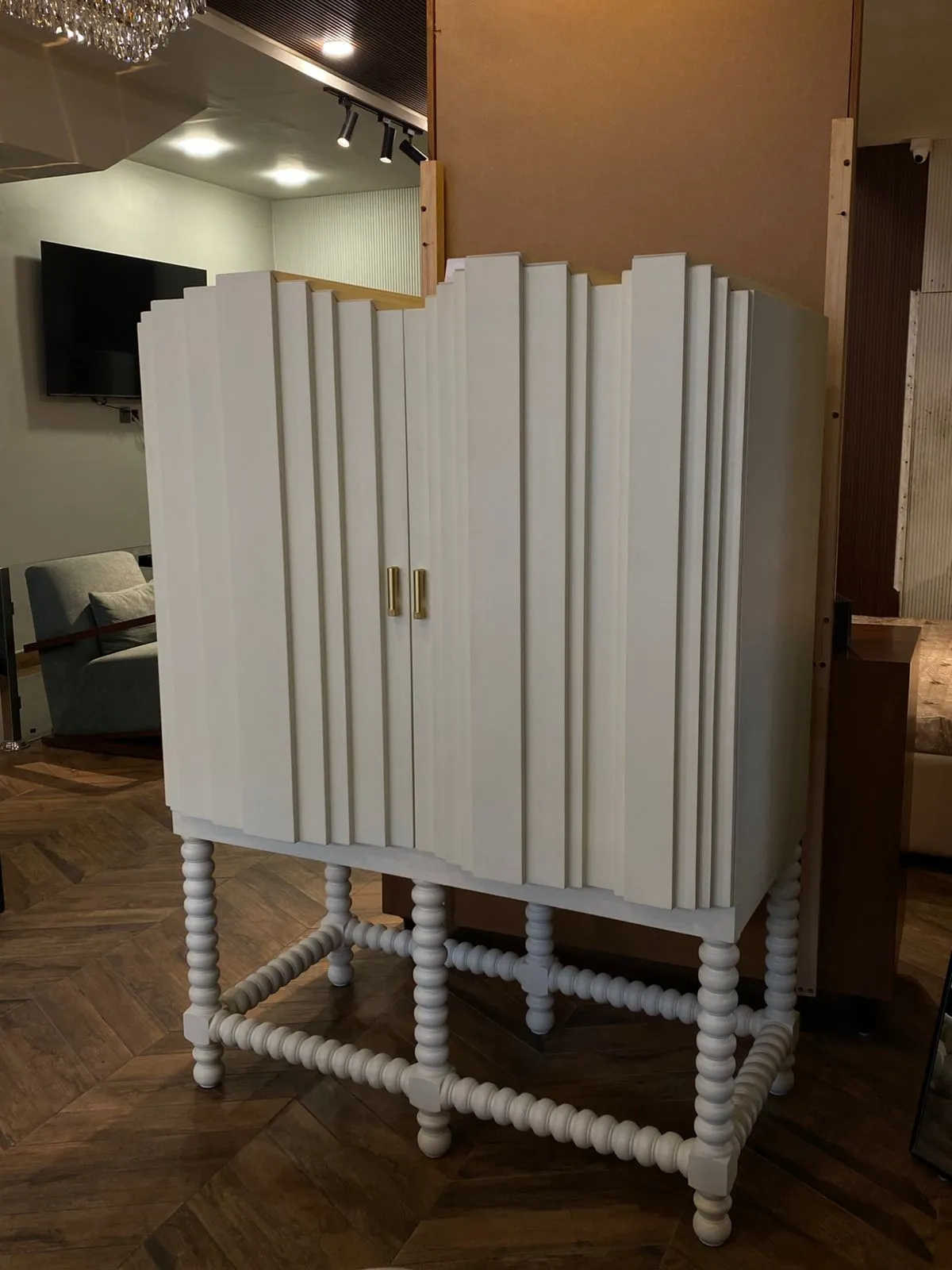 Bar Cabinet - Image 2