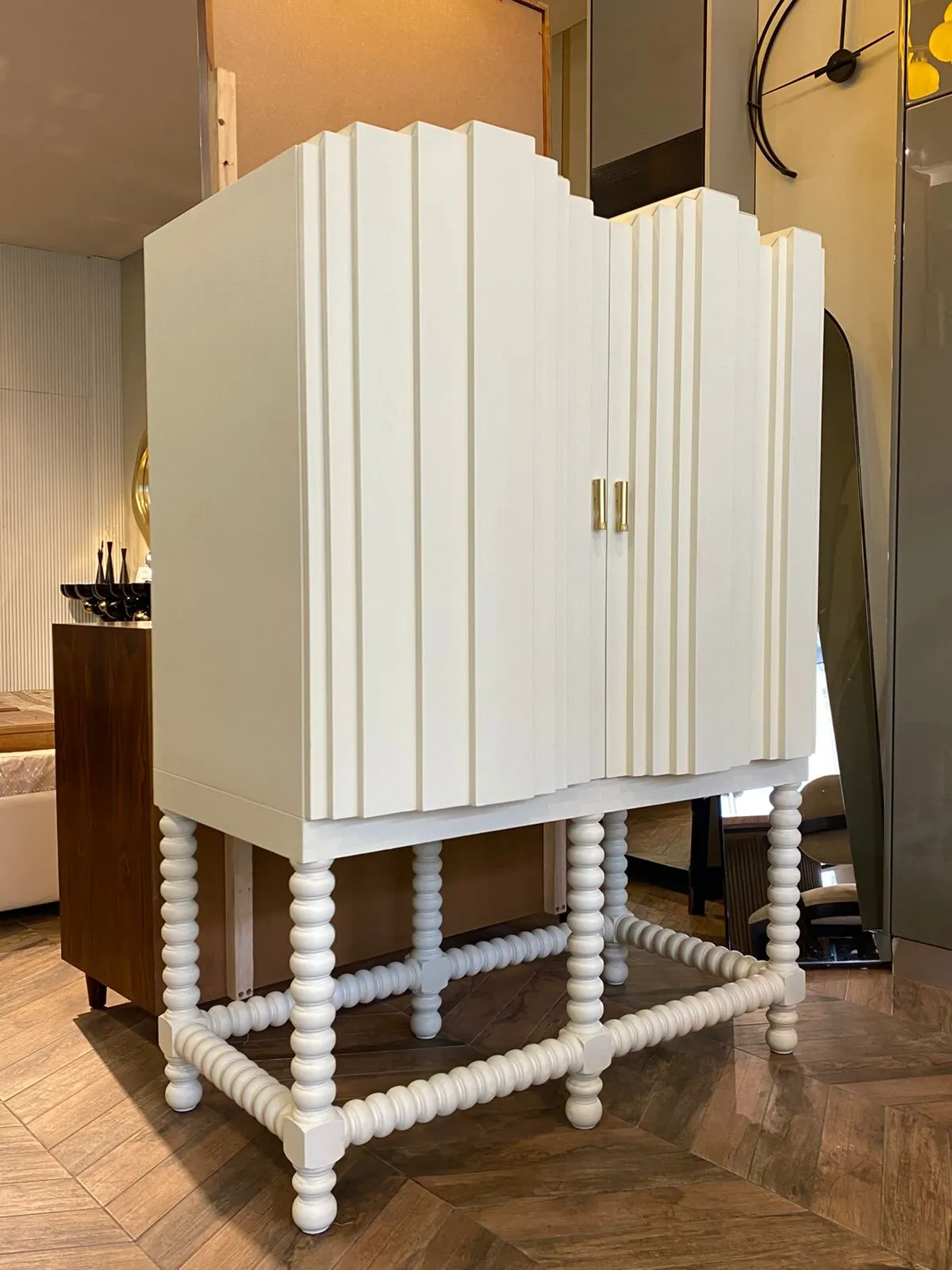 Bar Cabinet - Image 4