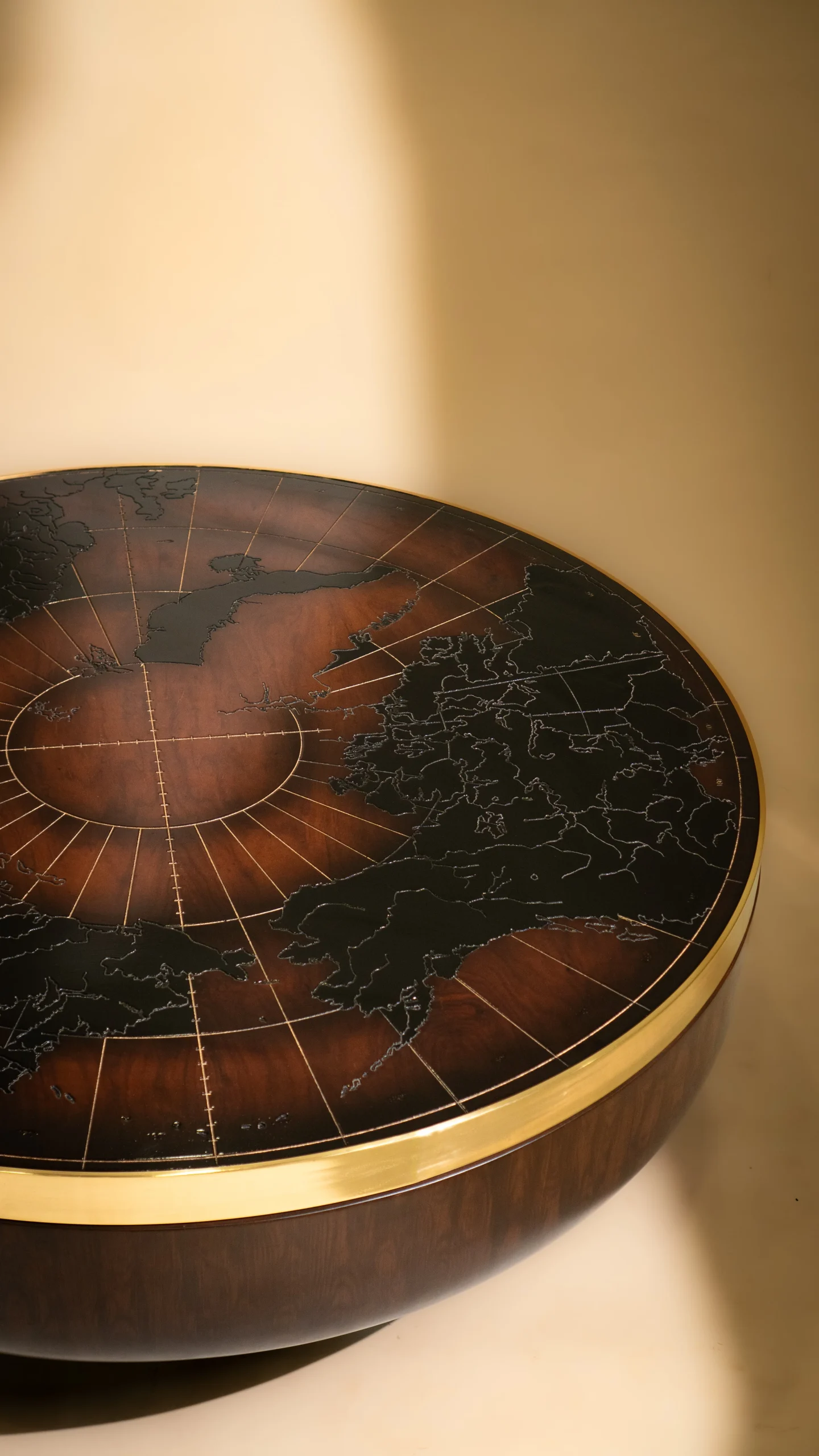 World Map Center Table - Image 4