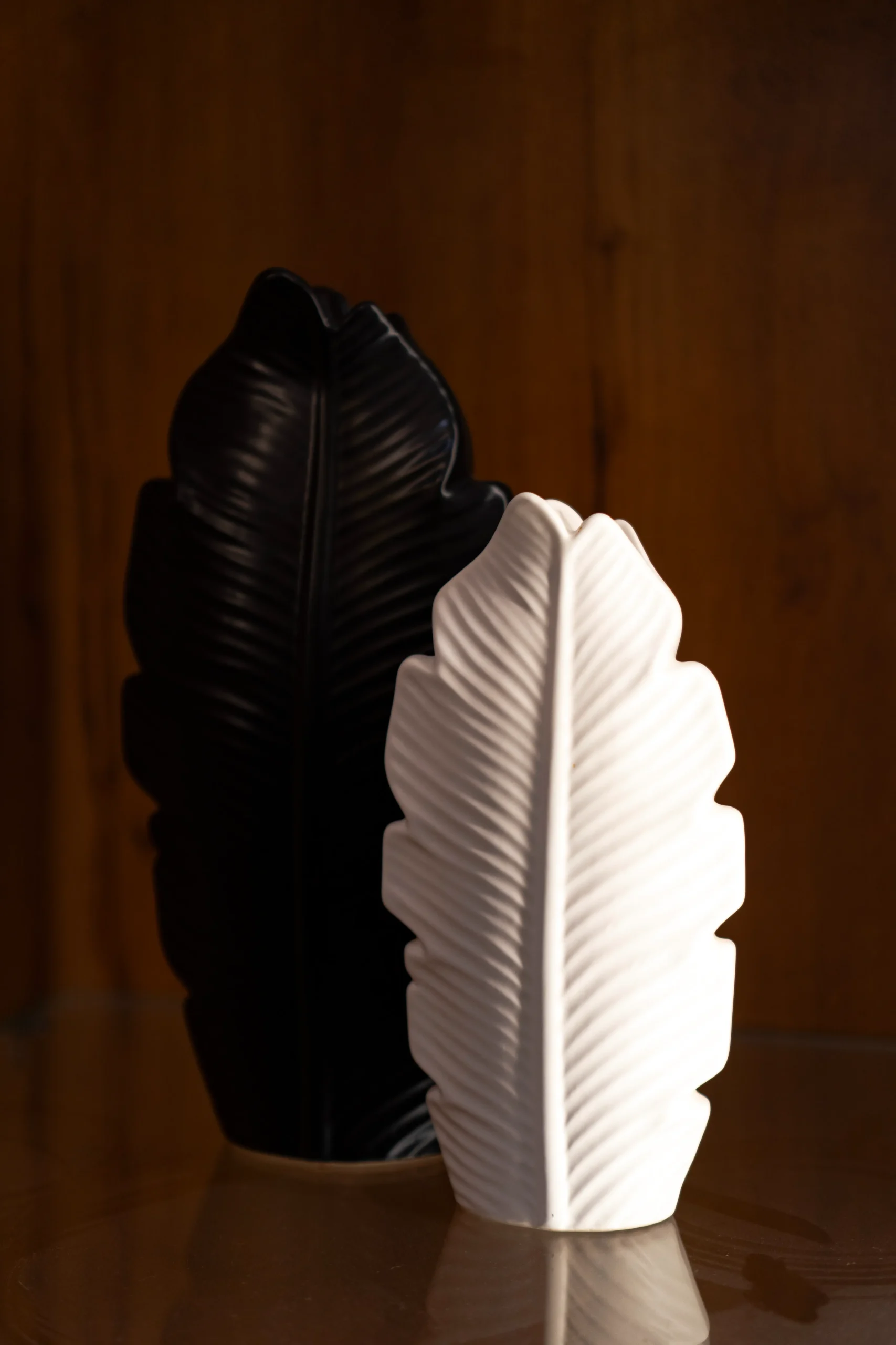 Leaf Black & White Vase (Pair)