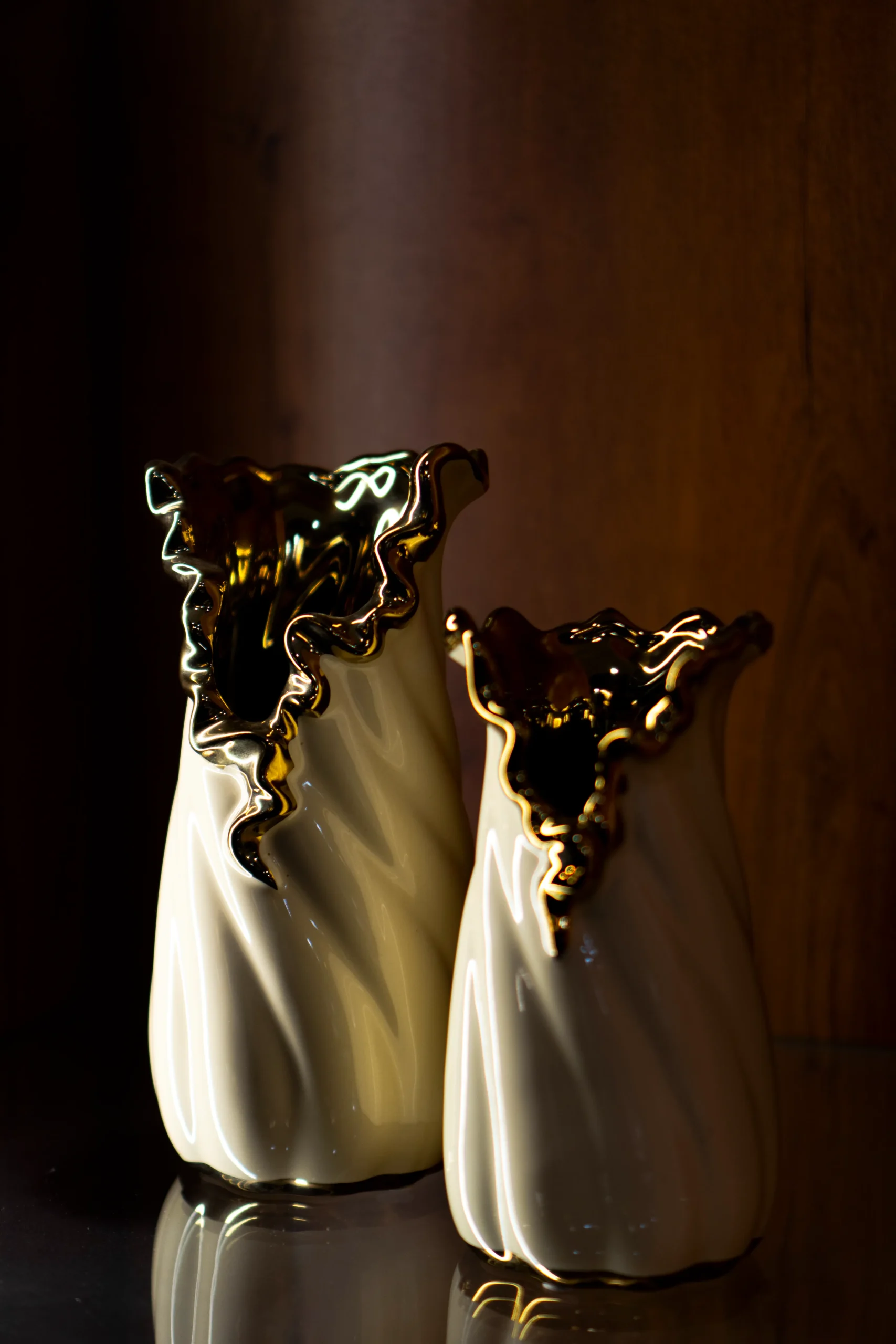 Creative White and Golden Ceramic Vase (Pair) - Image 2