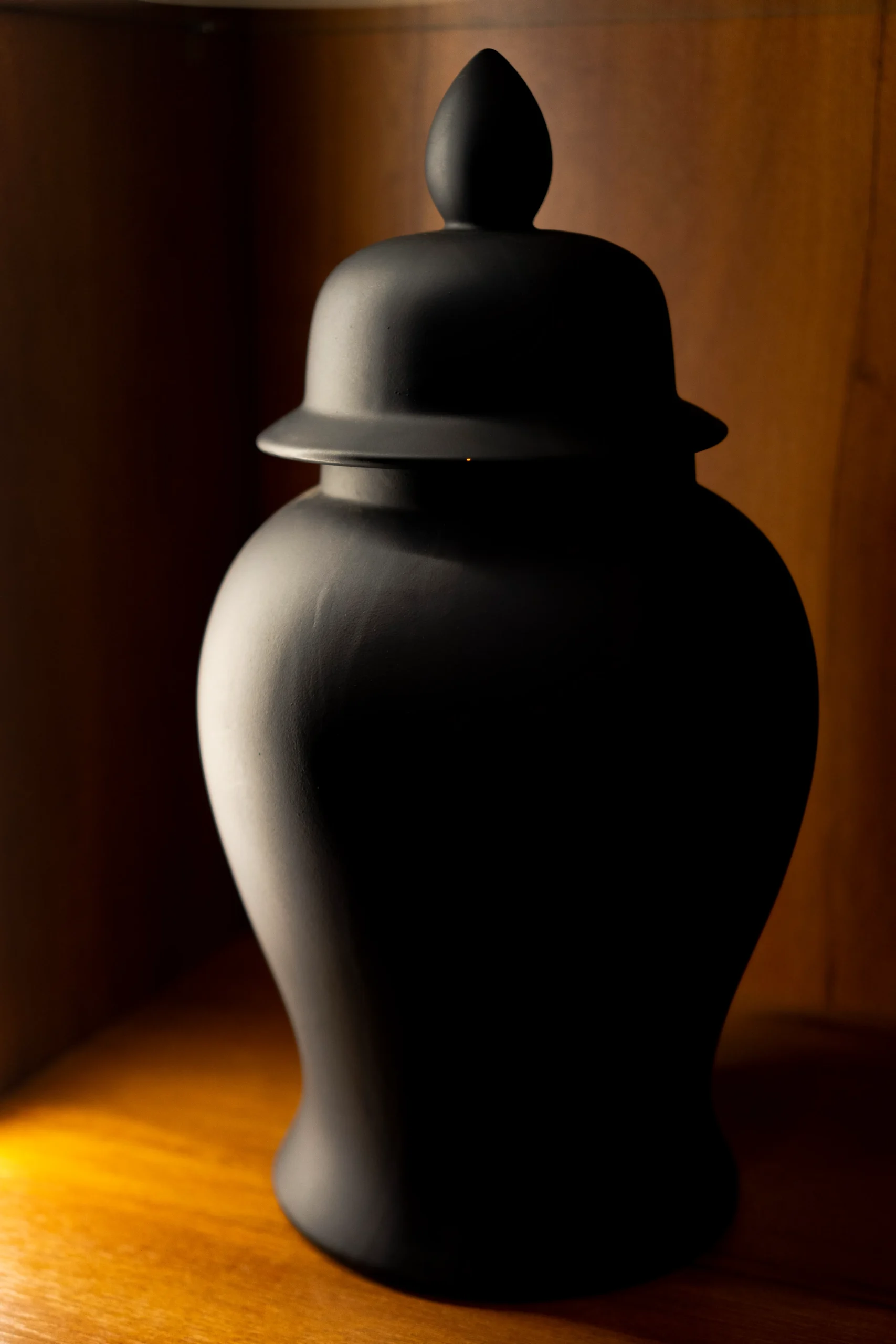 Stella Black Vase