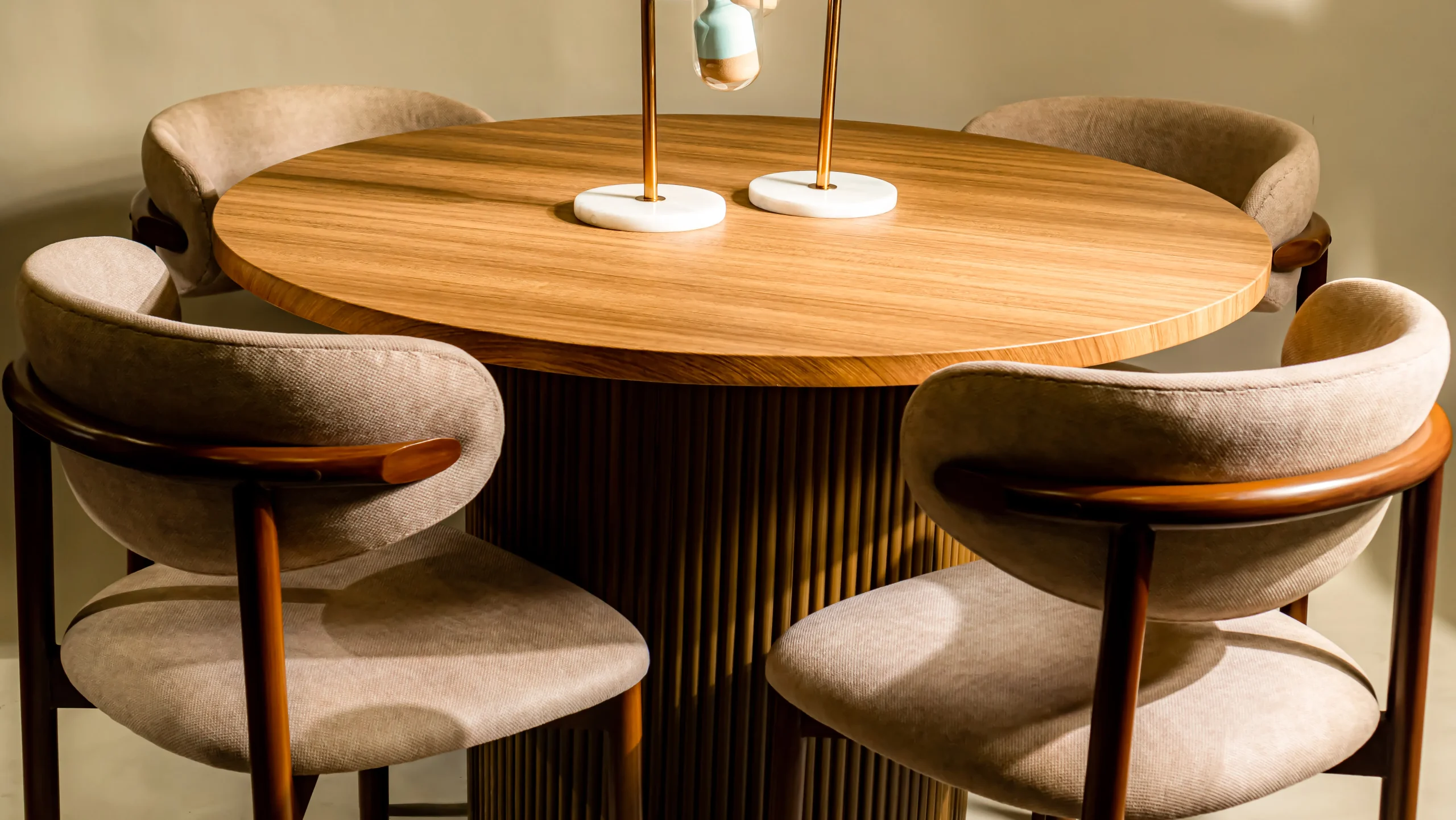 Timberkin Dining Table - Image 3